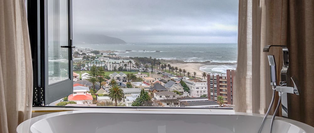 Bathrooms - Aluminium Windows 001