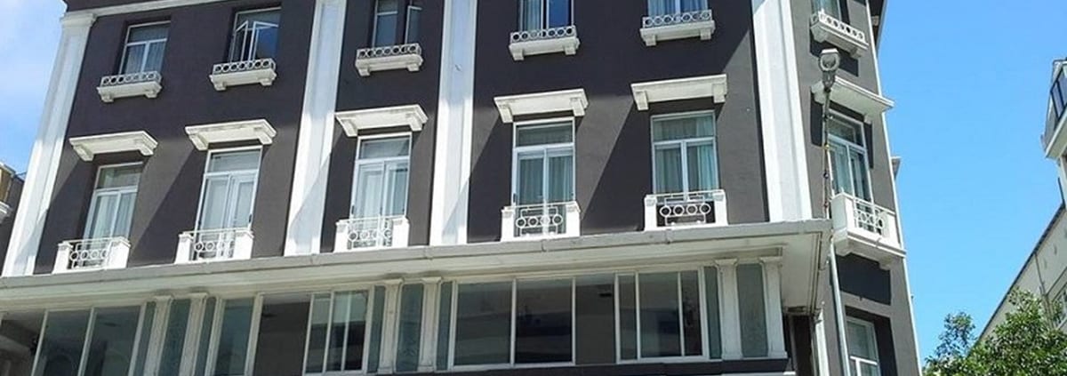 Grand Daddy Hotel - Metal Windows - Exterior