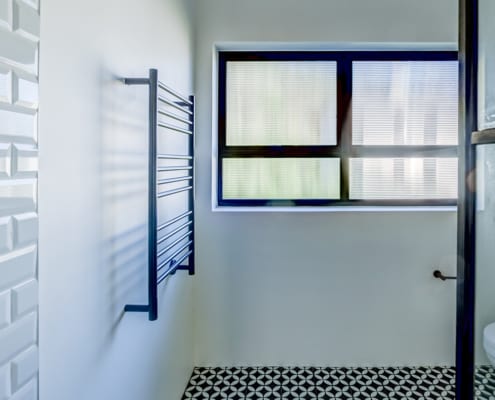 Silver Mist Estate - Metal Windows - Bathroom View