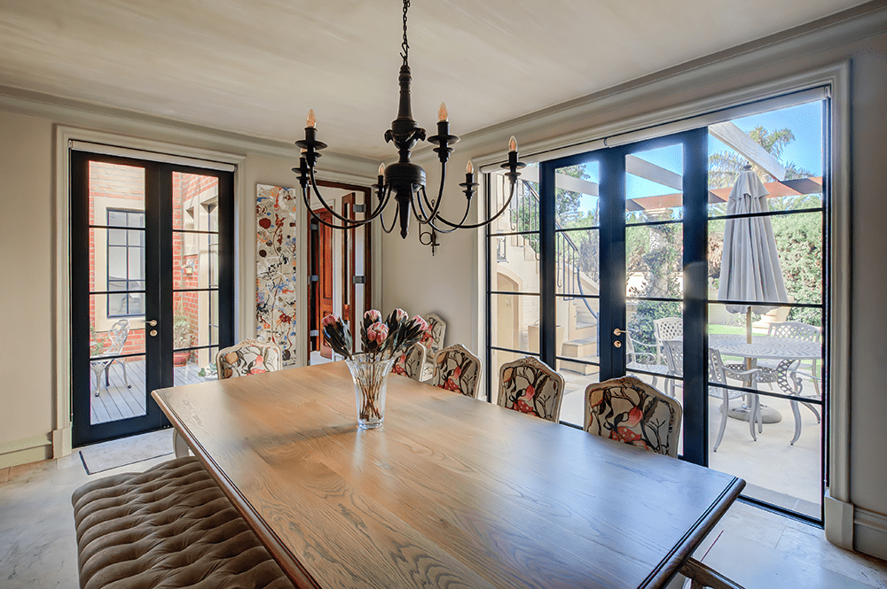 House Kruger - Metal Windows - Sitting Room